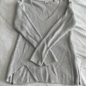 CABI-  V-Neck Ribbed Sweater